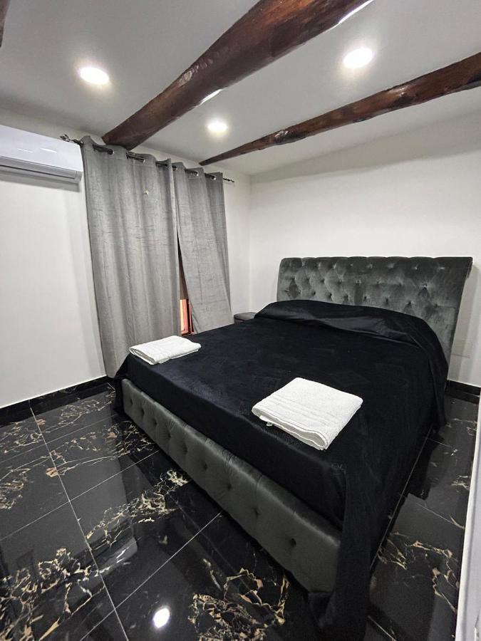 Giovanni Luxury Suites Napoli Exterior foto