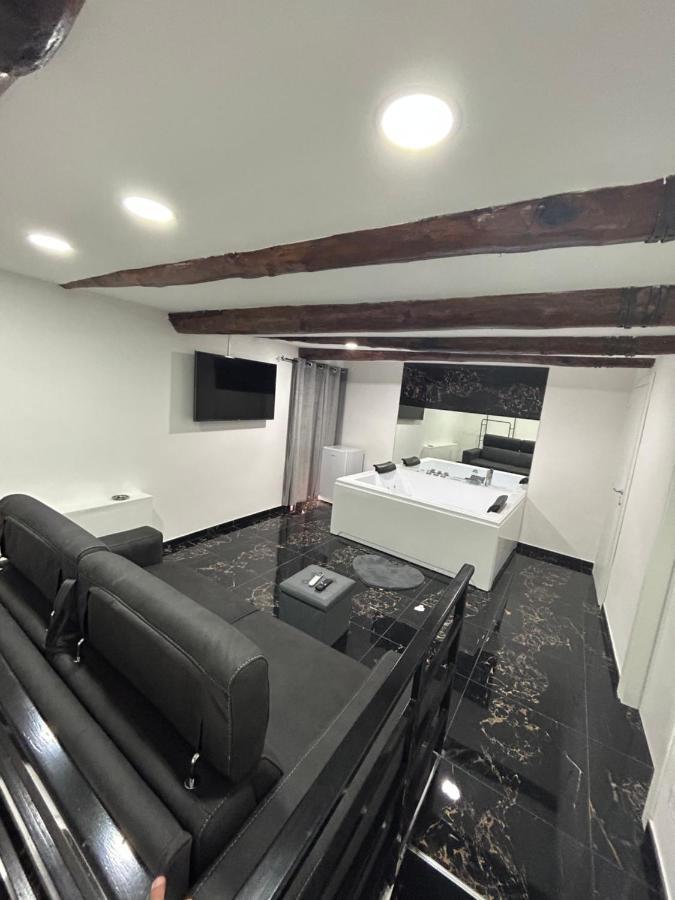 Giovanni Luxury Suites Napoli Exterior foto