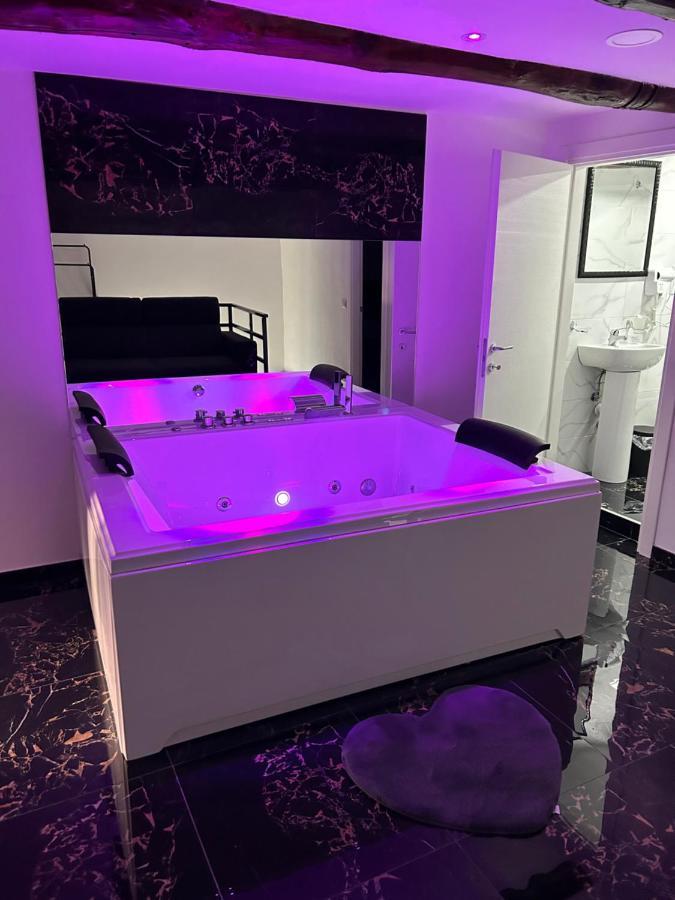 Giovanni Luxury Suites Napoli Exterior foto